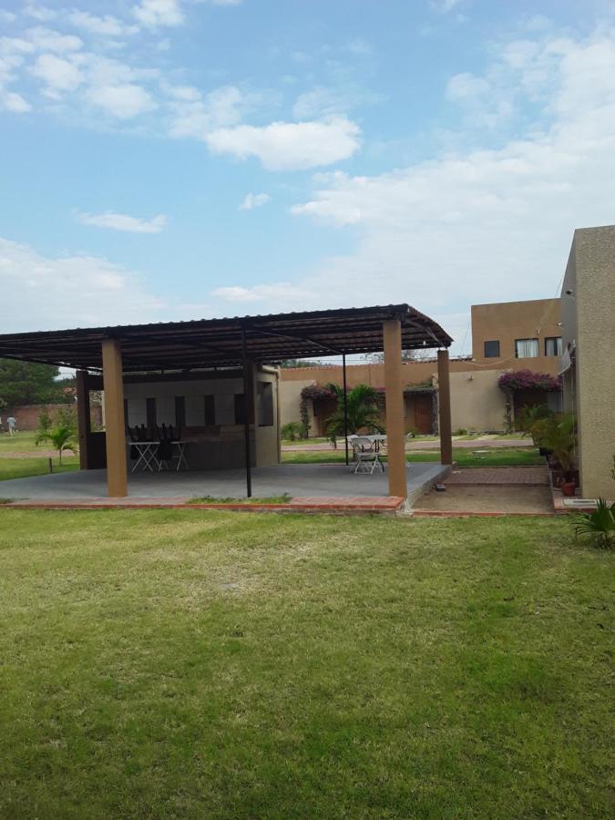 El Suto-Aparthotel San José de Chiquitos Zewnętrze zdjęcie